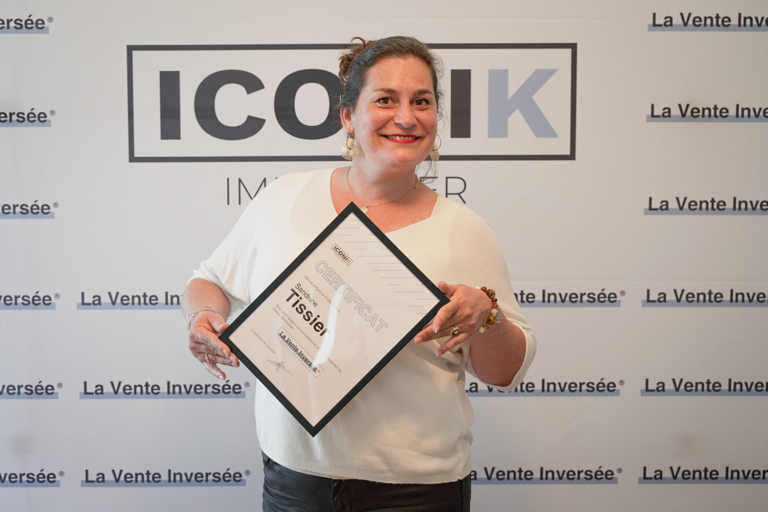 élève la vente inversé
